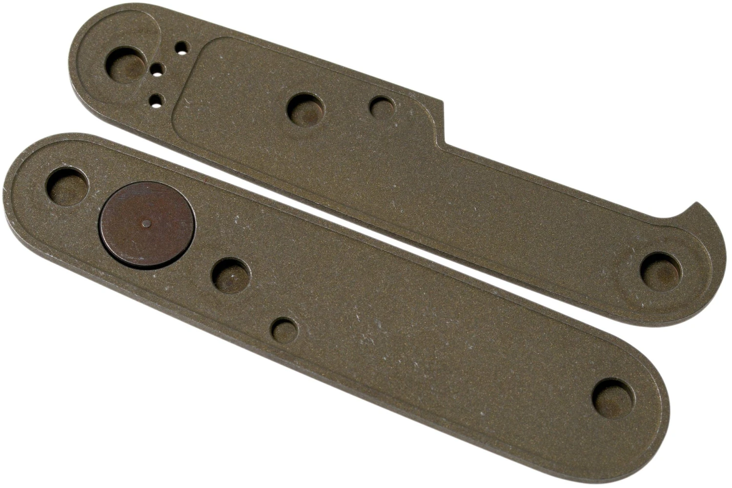 Daily Customs 91.3 Golfball BS Pattern, Rusty Titanium P10012443 Plaquettes Pour Victorinox 2 Daily Customs 91.3 Golfball BS Pattern, Rusty Titanium P10012443 Plaquettes Pour Victorinox – Image 2