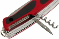 Victorinox Rangergrip 174 Handyman Rouge-noir 0.9728.WC Couteau Suisse 14 Victorinox Rangergrip 174 Handyman Rouge-noir 0.9728.WC Couteau Suisse -Meilleurs Couteaux VT0 9728 WC 04 victorinox rangergrip 174 handyman vt0 9728 wc d4