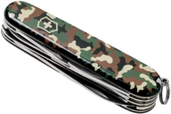 Victorinox Huntsman Camouflage 1.3713.94 Couteau Suisse -Meilleurs Couteaux VT1 3713 94 03 victorinox scaled