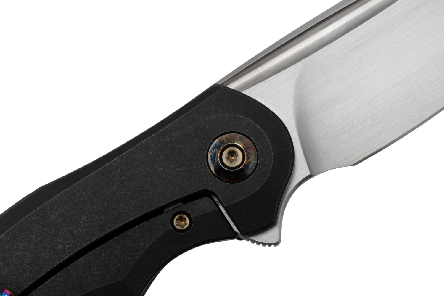 WE Knife Makani WE21048B-3, Black Titanium, Flamed Titanium Inlay, CPM 20CV Couteau De Poche 5 WE Knife Makani WE21048B-3, Black Titanium, Flamed Titanium Inlay, CPM 20CV Couteau De Poche – Image 5